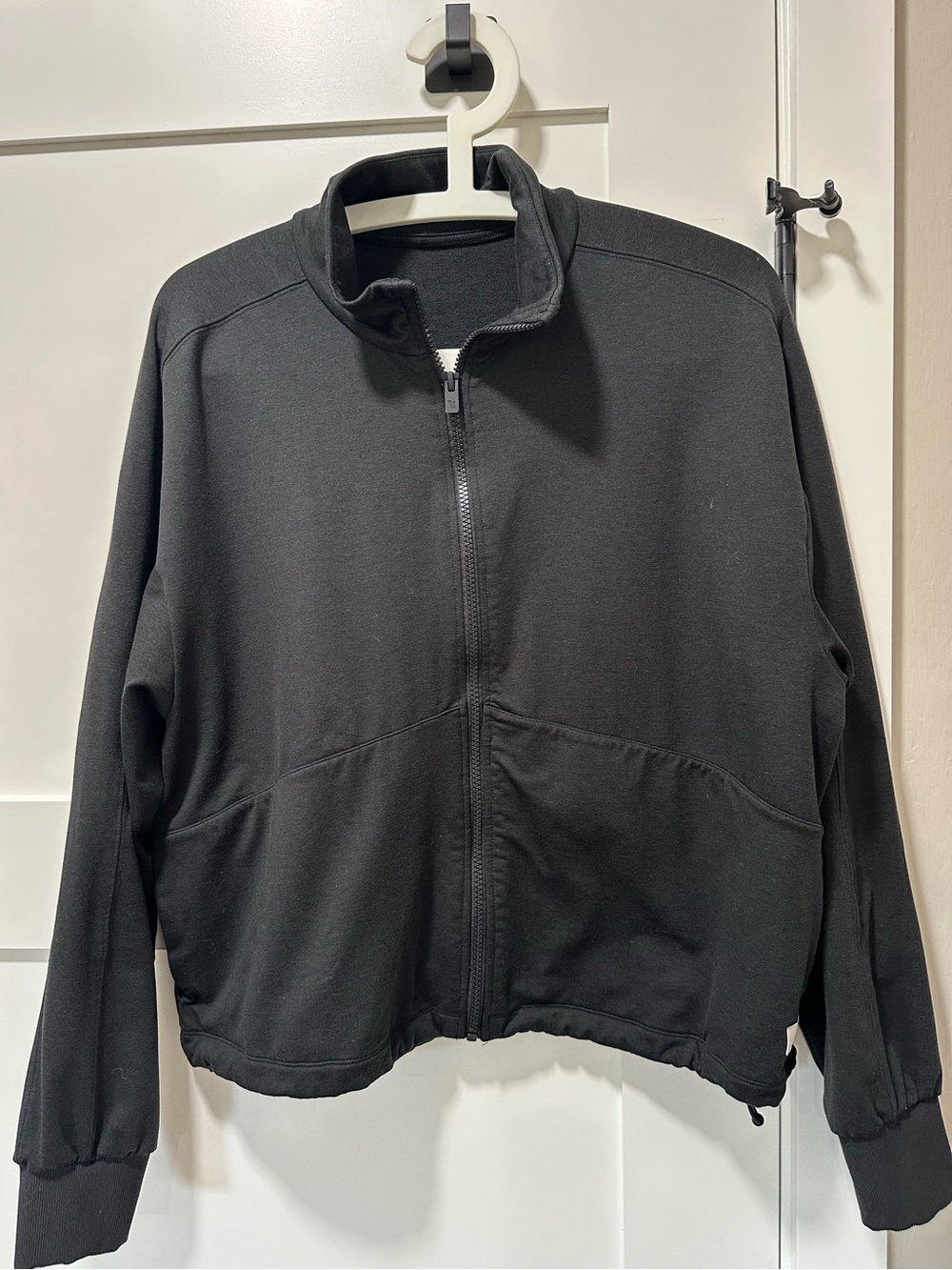 Vuori Granite Full Zip Jacket – Black – Size Medium